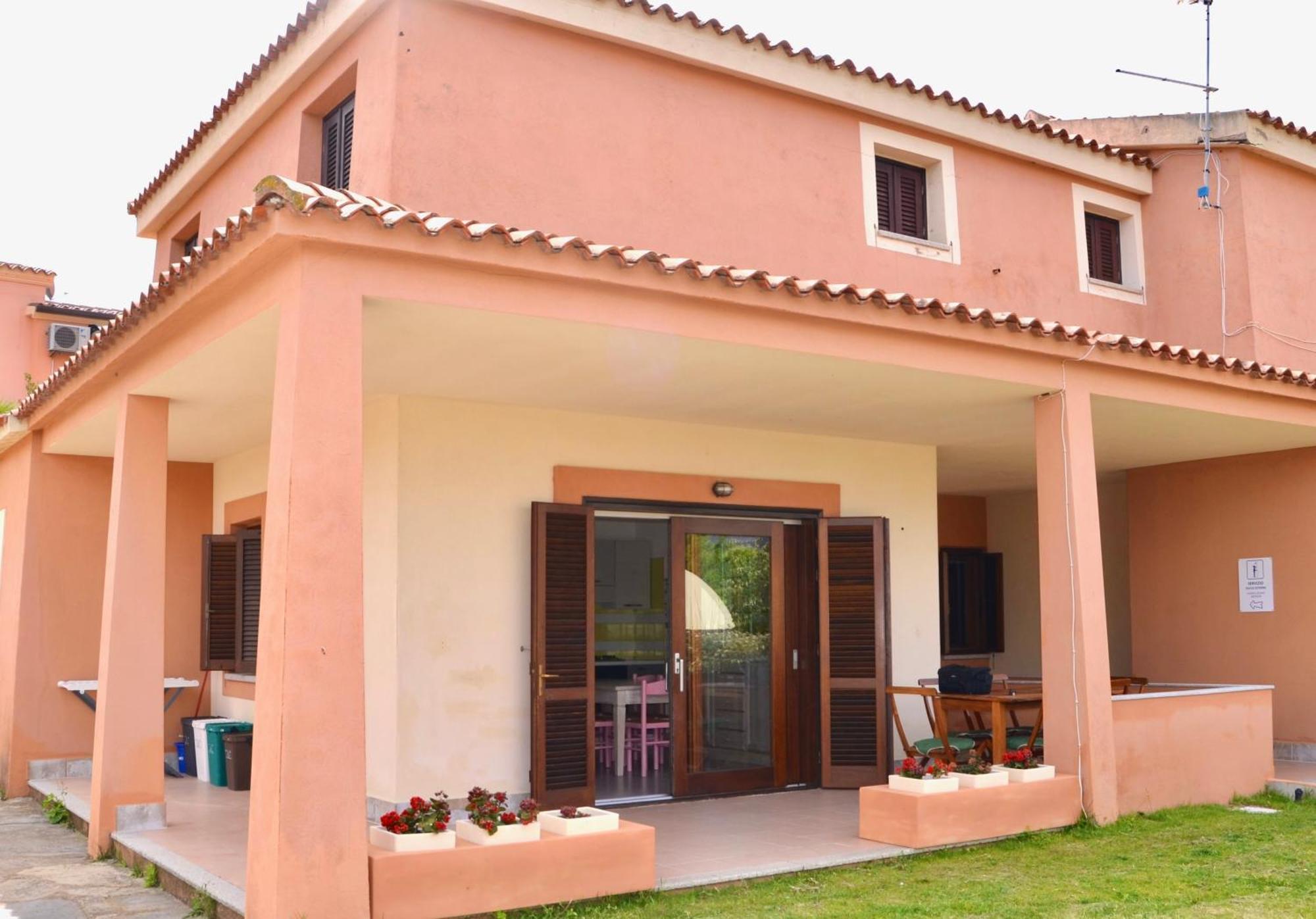 Iss Travel, Gli Asfodeli - Large Apartments With Private Terrace Сан-Теодоро Экстерьер фото